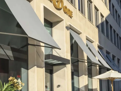 ausstell-storen metro