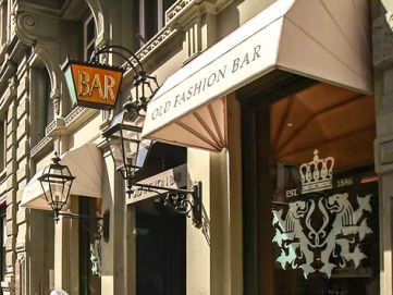 Korbmarkiesen / Baldachin